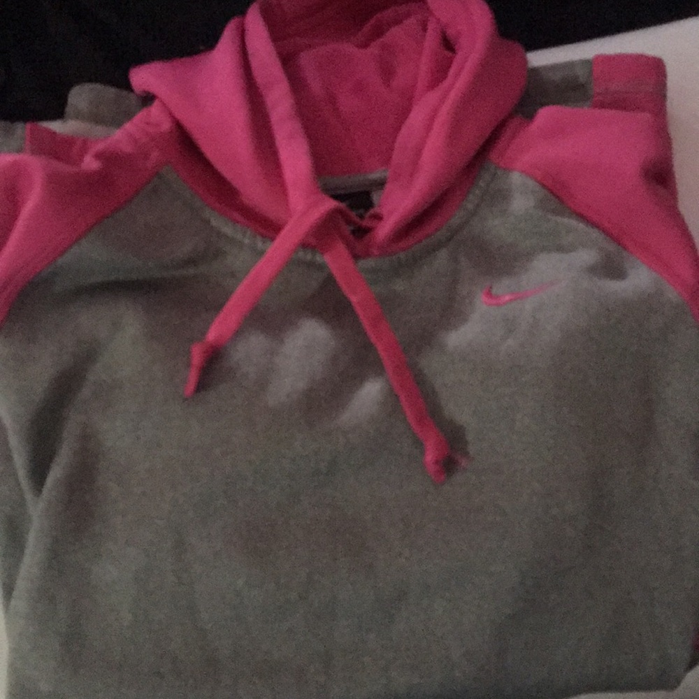 Nike therma fit xs pink and grey sweater